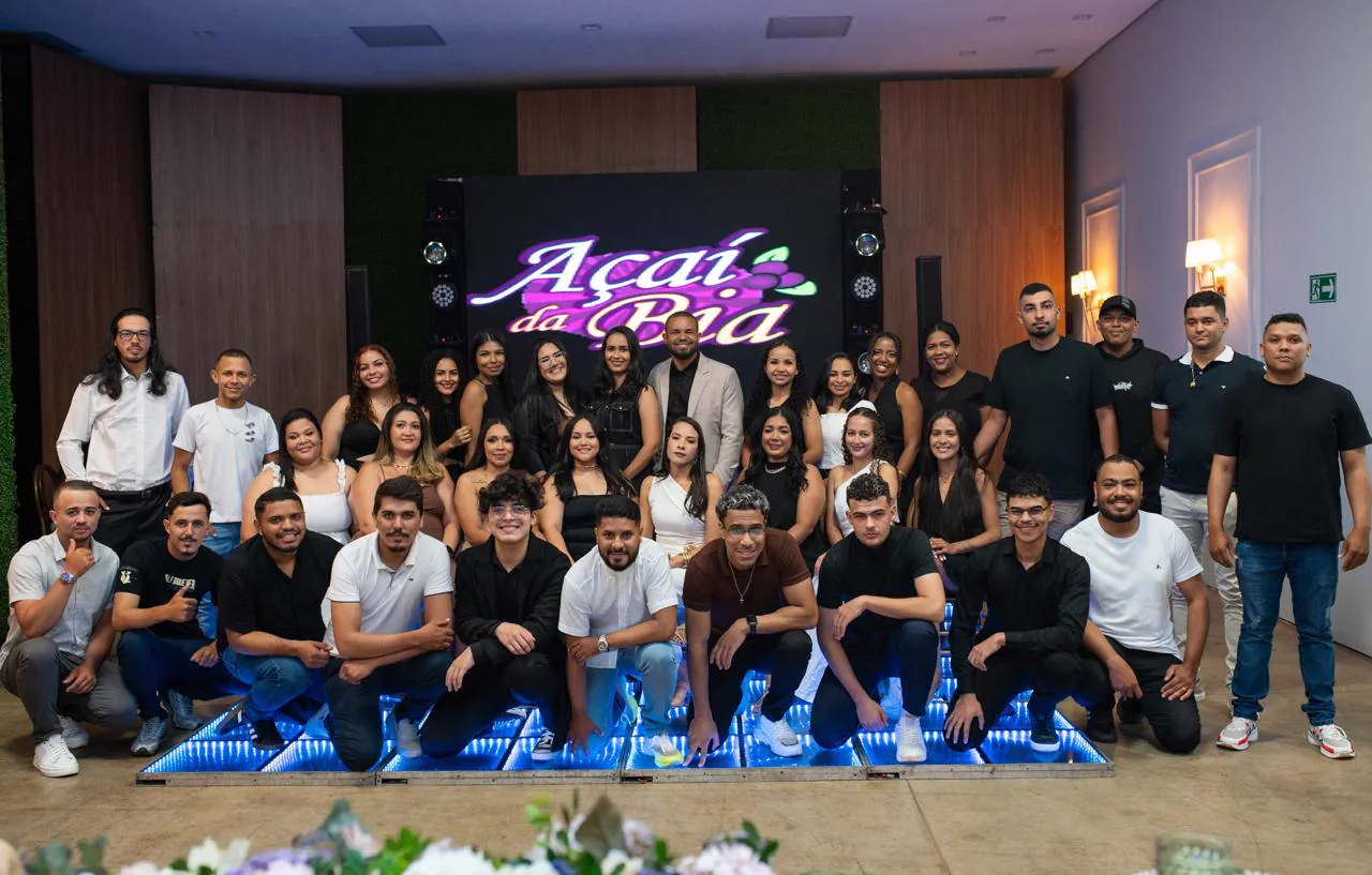 Equipe do Açaí da Bia em operação real.
